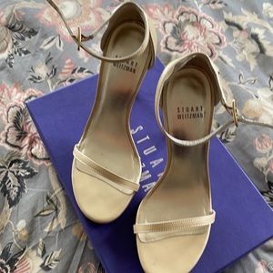 Authentic Stuart Weitzman nudist sandals